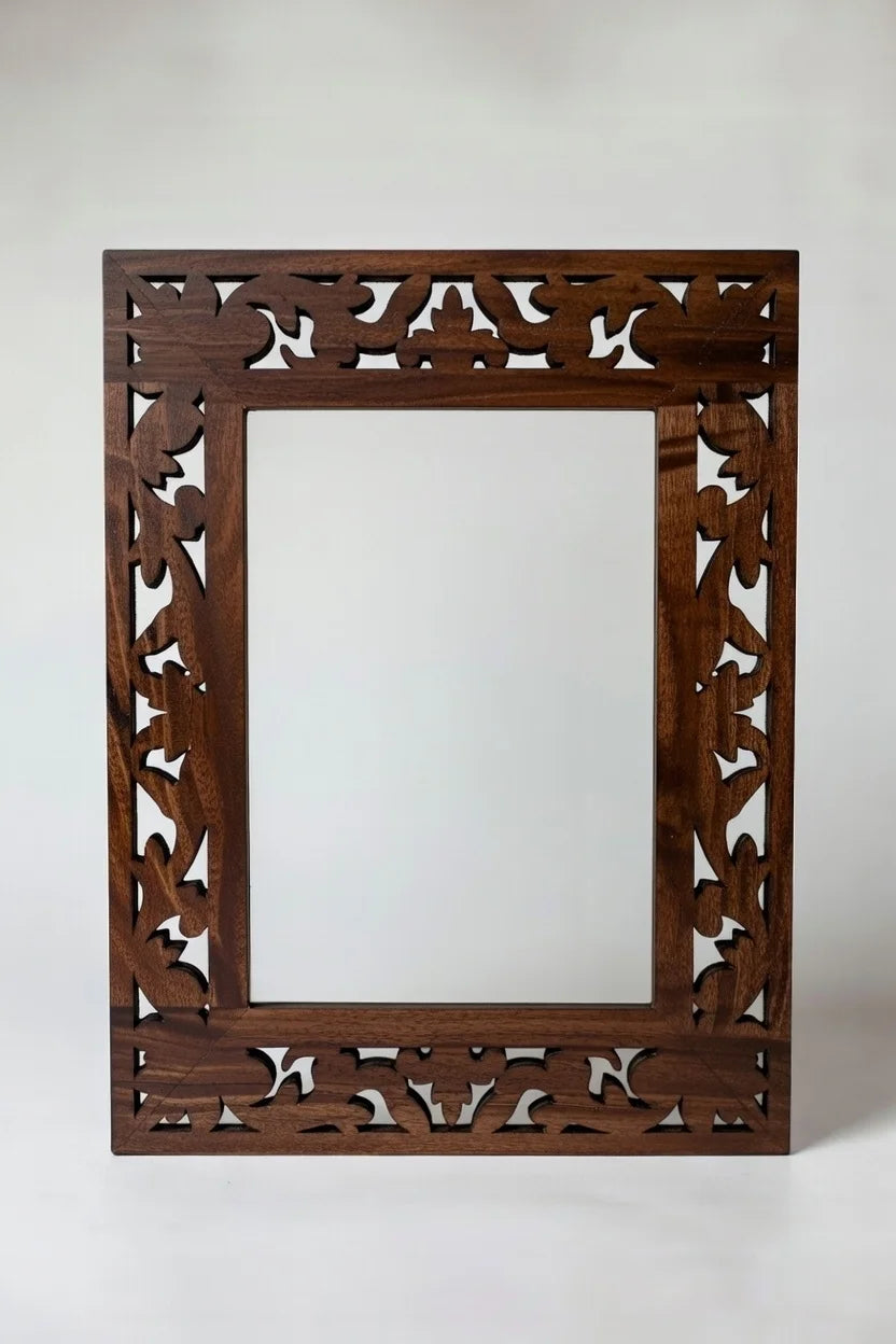 Classic Arabesque Wooden Photo Frame | Handmade Decor