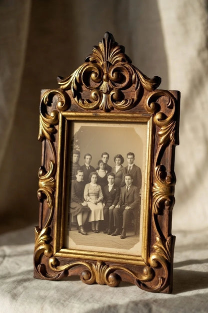 Vintage Royal Mini Wooden Photo Frame | Hand-Carved Teak with Antique Gold Accents | Victorian Style Tabletop Picture Holder | Luxury Keepsake Gift